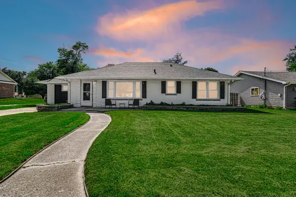 1708 Norwood DR, Griffith, IN 46319