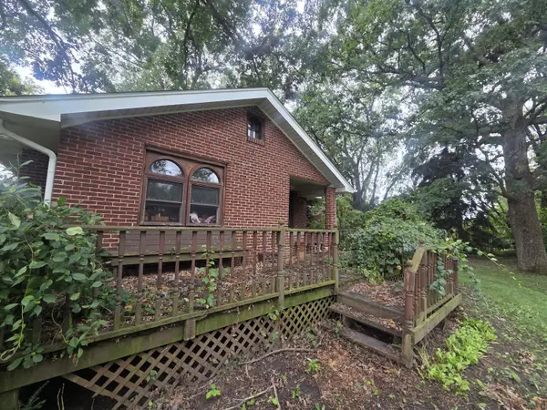 2732 Blake RD, Portage, IN 46368