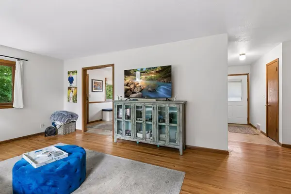 16419 Seymour DR, Minnetonka, MN 55345