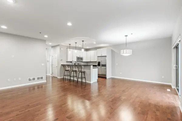 17830 Valley Cove Court, Minnetonka, MN 55391