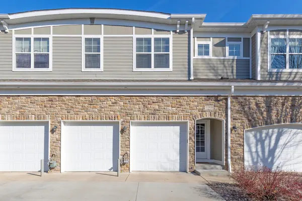17830 Valley Cove Court, Minnetonka, MN 55391