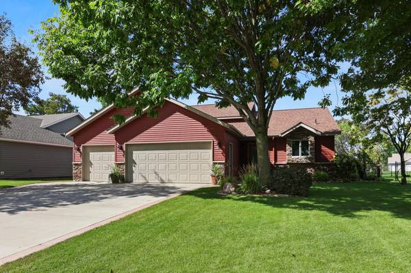 317 12th AVE N, Sartell, MN 56377
