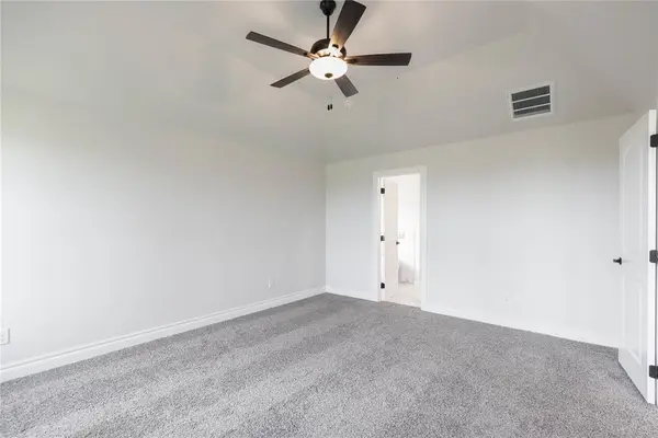 15504 Springfield LN, Edmond, OK 73013