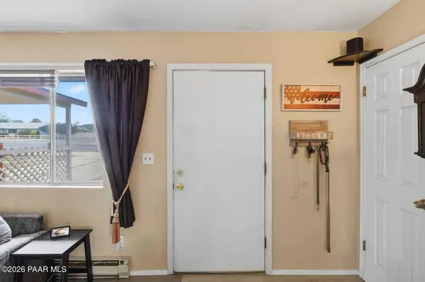 3861 N Navajo DR, Prescott Valley, AZ 86314