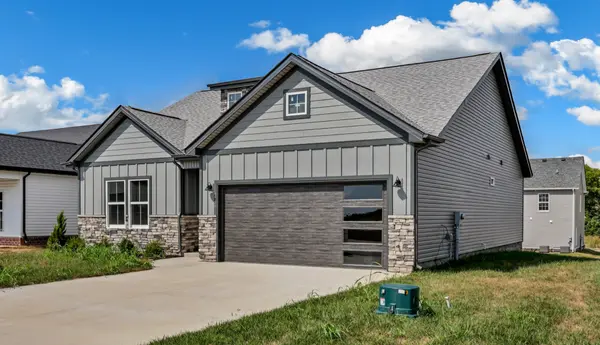 2708 Brewster Dr, Clarksville, TN 37042