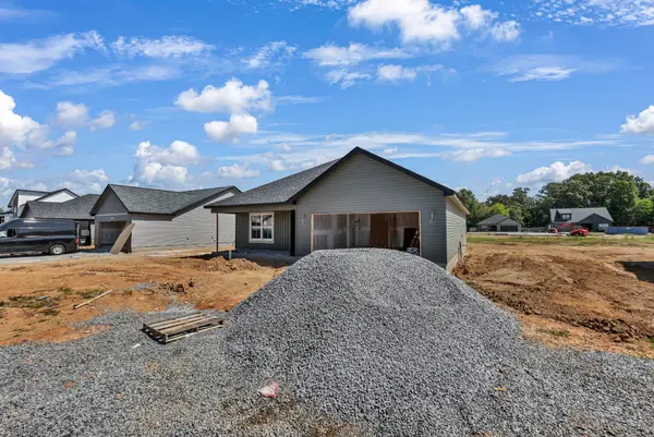 183 Donegal Dr, Clarksville, TN 37042