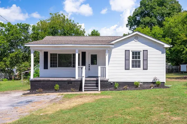 5 Lee Circle, Fort Oglethorpe, GA 30742