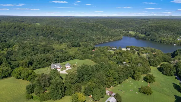 187 Harrison Ln, Manchester, TN 37355