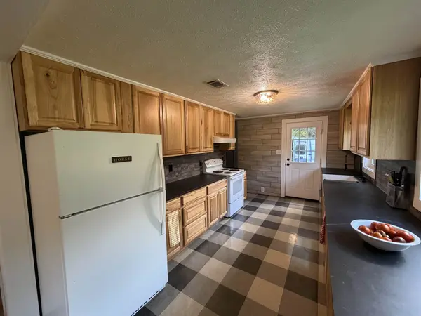 4190 HENDERSON RD, Sardis, TN 38371