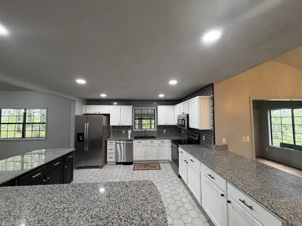 245 HOLIDAY HILLS LN, Counce, TN 38326