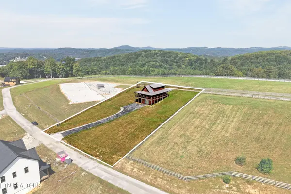 121 Bluegill Rd, Hilham, TN 38568