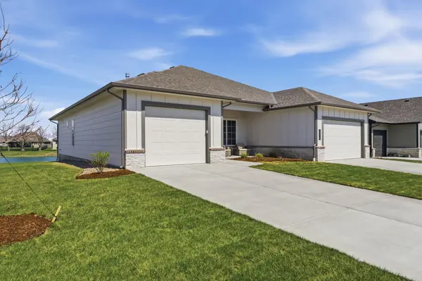 5856 E Central Park,  Bel Aire,  KS 67220