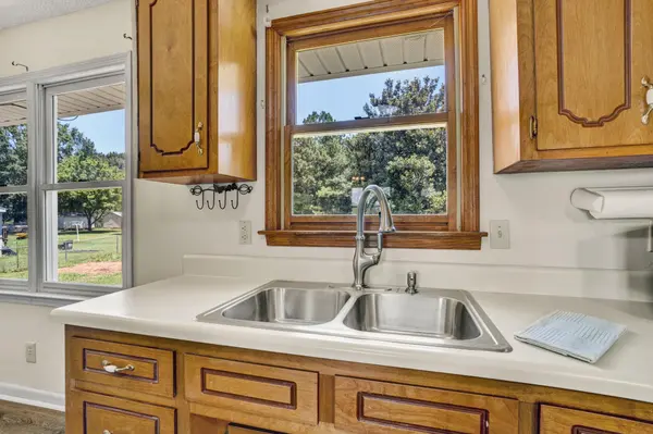 3856 Rainbow Lake RD, Inman, SC 29349