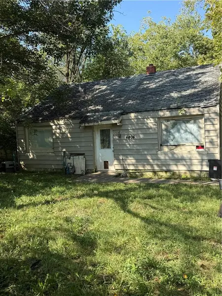 South Benton AVE, Kansas City, MO 64130