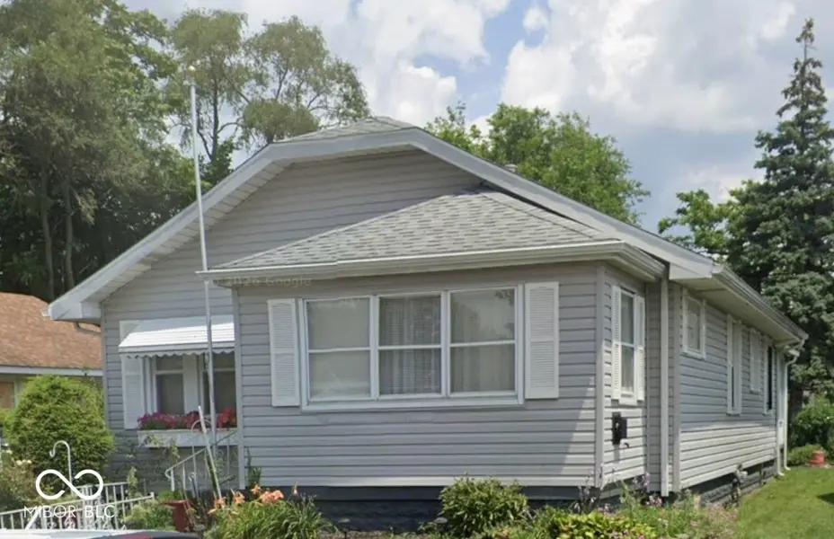 1300 S Pershing DR, Muncie, IN 47302