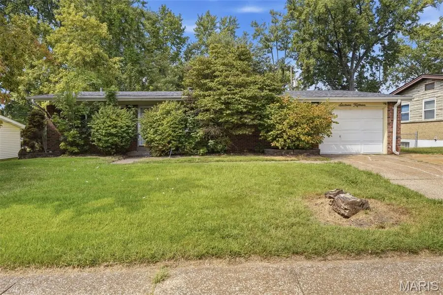 1615 Trotter WAY, Florissant, MO 63033
