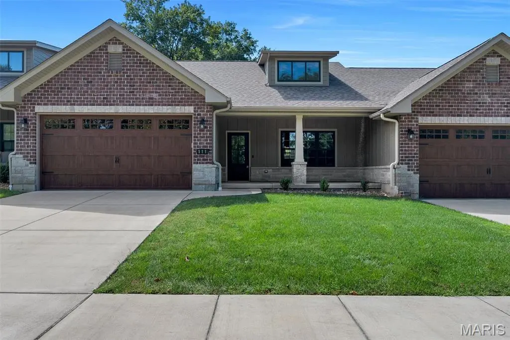 111 Stone Ledge DR, St Clair, MO 63077