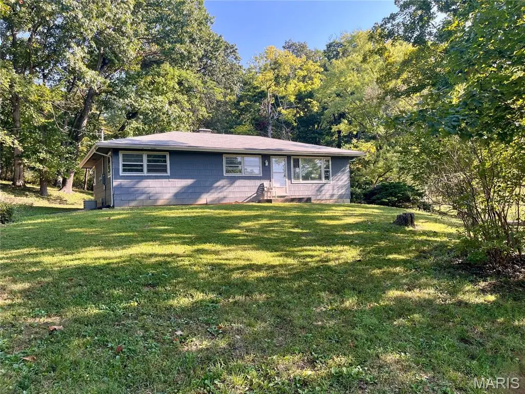 18651 Saint Albans RD, Wildwood, MO 63038