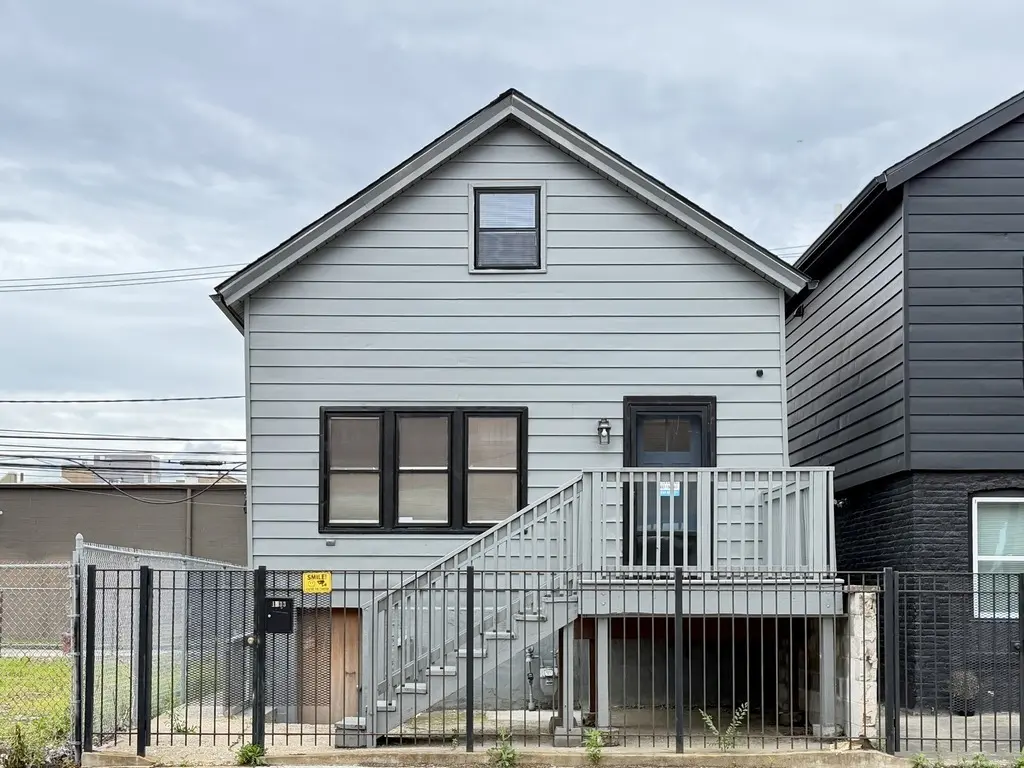 1933 W GRAND AVE #HOUSE, Chicago, IL 60622