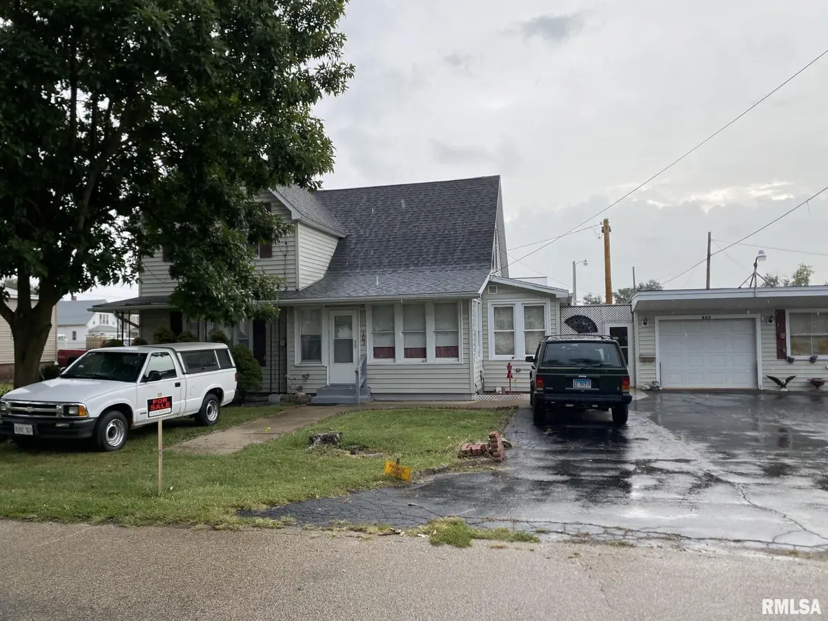 153 N 4TH AVE, Canton, IL 61520