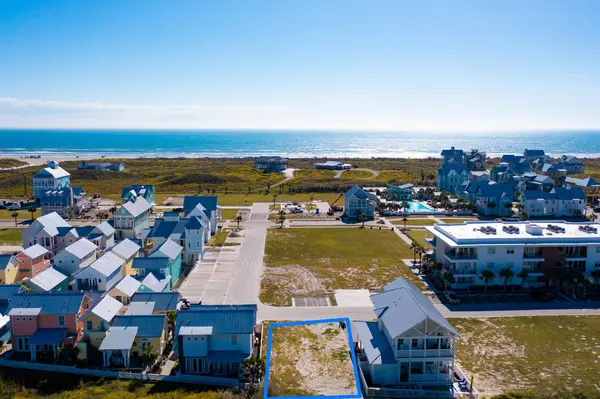 607 W Center SQ, Port Aransas, TX 78373