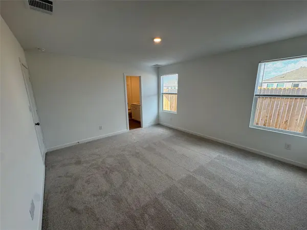450 Sormonne LOOP, Kyle, TX 78640
