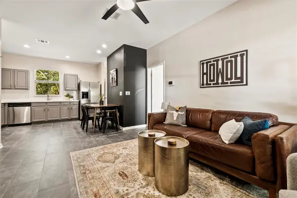 4806 Mendoza DR, Austin, TX 78721