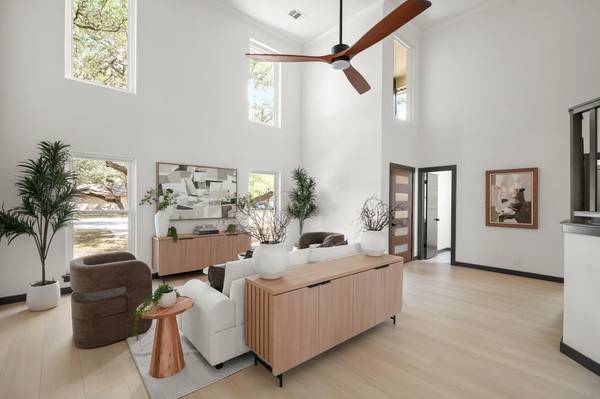 215 Dewberry CV, Buda, TX 78610