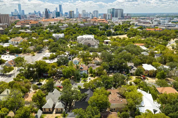 106 Laurel LN, Austin, TX 78705