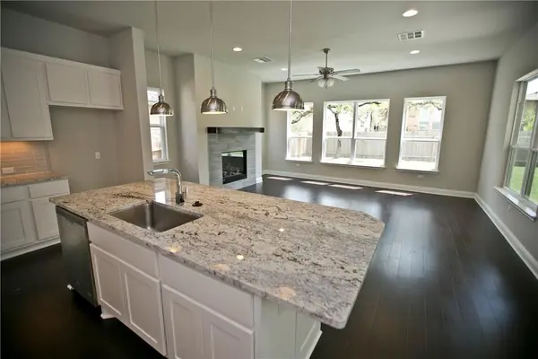 6709 Vitruvius DR, Austin, TX 78739