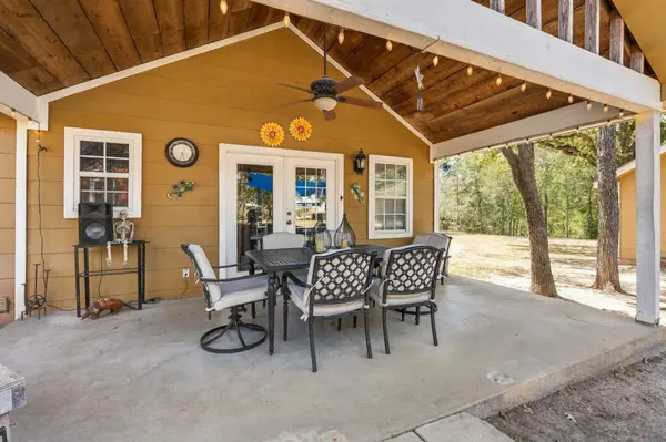 172 Heritage Oaks DR, Cedar Creek, TX 78612