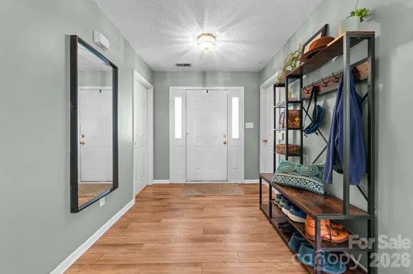 5204 Ashie AVE, Matthews, NC 28104