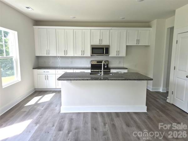 183 Sugar Hill RD, Troutman, NC 28166