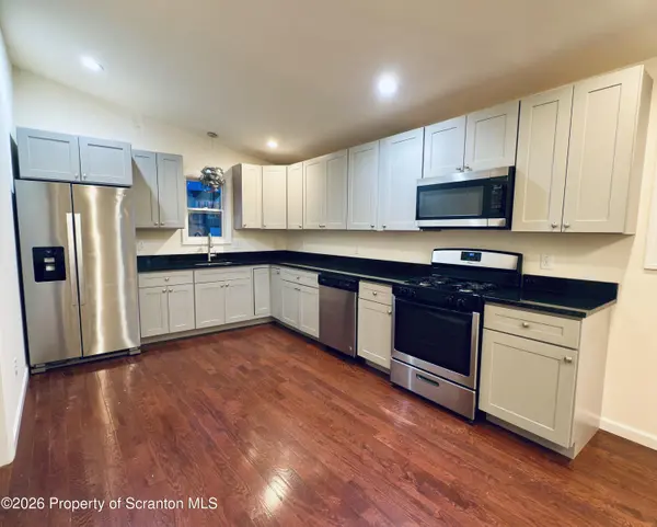 3709 Laurel AVE #Rear 2nd Floor, Moosic, PA 18507