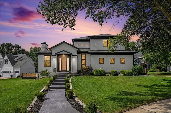 5346 W 123RD ST, Leawood, KS 66209