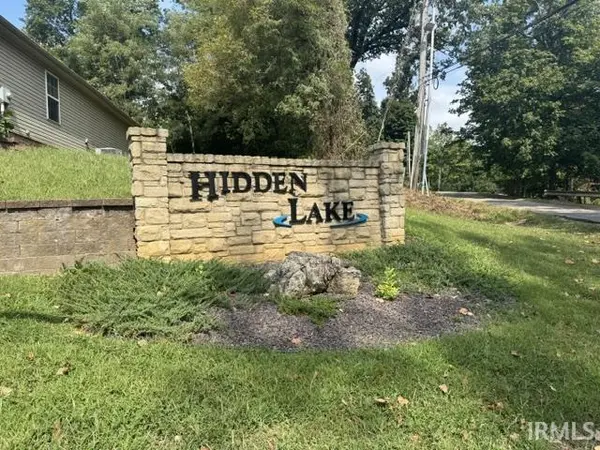 5131 Hidden Lake DR, Evansville, IN 47712