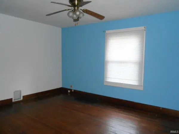 215 E 12th ST, Bloomington, IN 47408