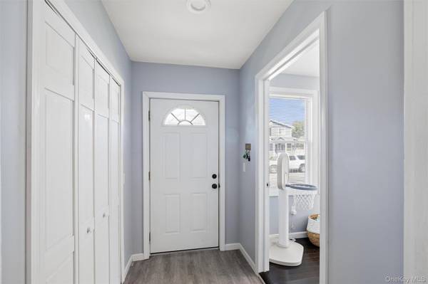 403 Clinton ST, Bellmore, NY 11710