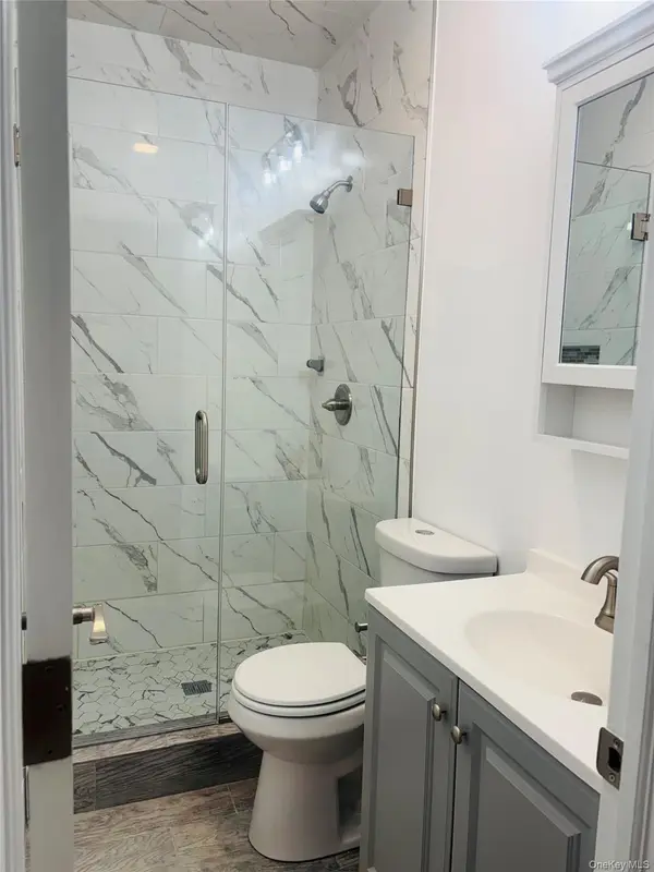 284 Somerville PL #1, Yonkers, NY 10703