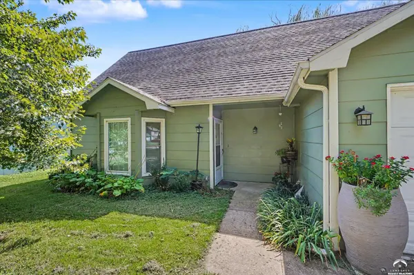 332 Pleasant ST, Lawrence, KS 66044