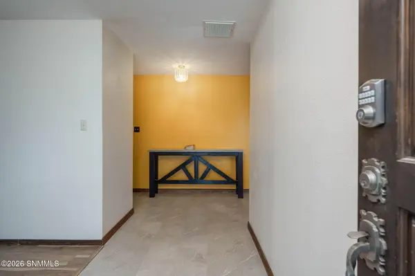 1837 Fairway CIR, Las Cruces, NM 88011