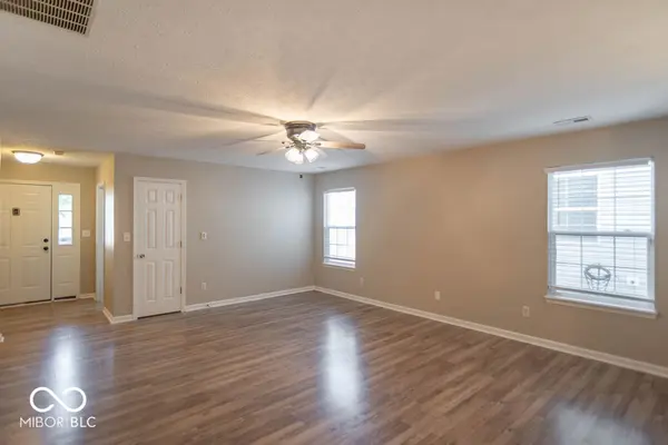 5805 Decatur Ridge DR, Indianapolis, IN 46221