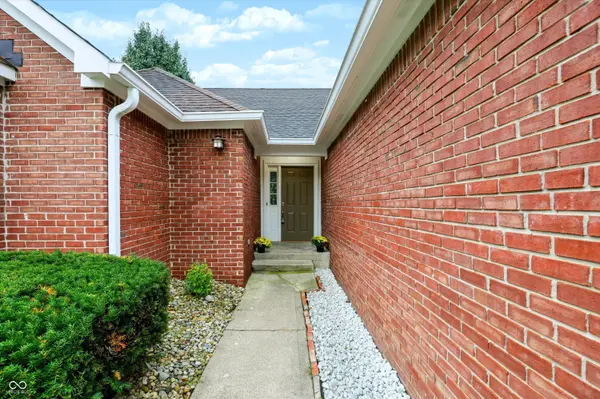 5149 McCarty CT, Indianapolis, IN 46254