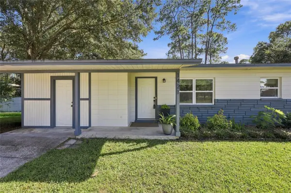 1421 NE 18TH AVE, Gainesville, FL 32609