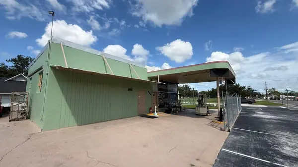 306 S MAIN ST, Chiefland, FL 32626