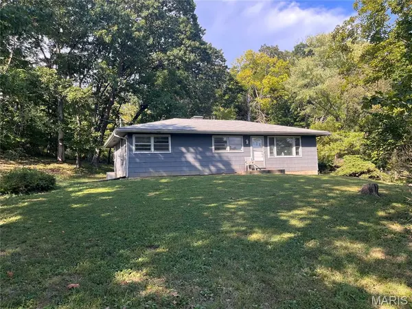 18651 Saint Albans RD, Wildwood, MO 63038