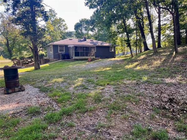 18651 Saint Albans RD, Wildwood, MO 63038
