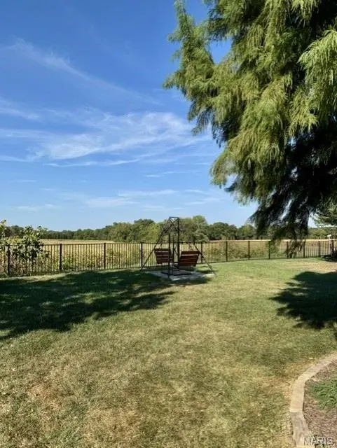 72 Matt Joyce CT, Warrenton, MO 63383