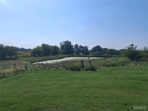 22086 Monroe Road 231, Paris, MO 65275