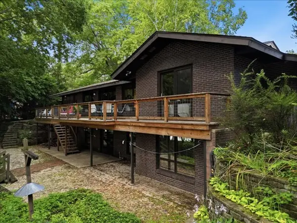 1024 Eustace, Dixon, IL 61021